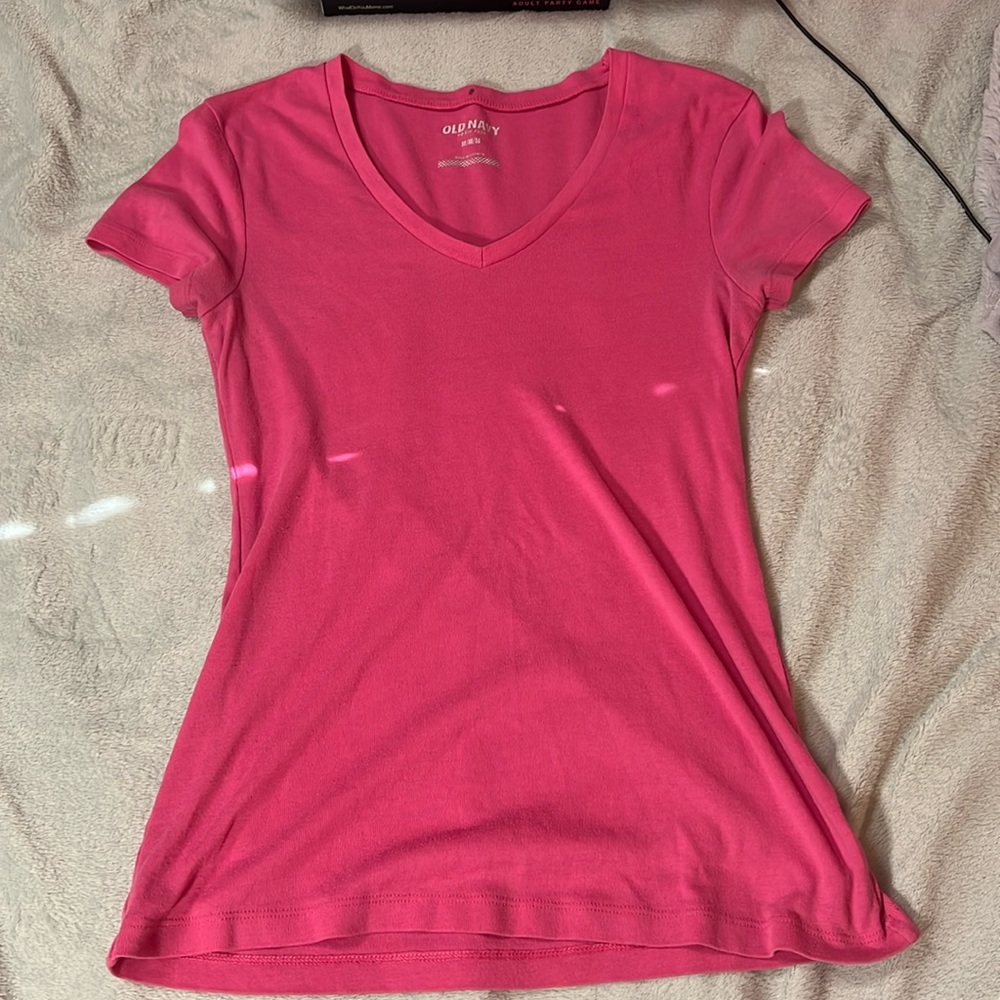 pink old navy t shirt, size medium